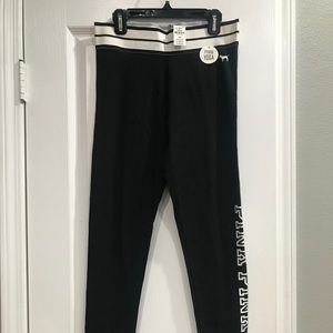 New Victoria’s Secret pink yoga leggings size Med